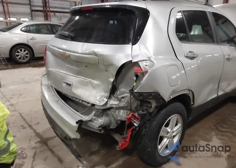 2018 Chevrolet Trax Lt z USA, uszkodzony, nr VIN KL7CJLSB7JB638761